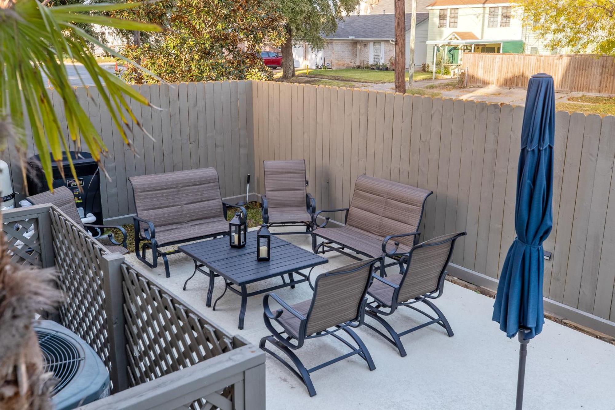 Historic 1871 Coastal Breeze With Heated Pool - Restoring Galveston Villa Eksteriør bilde